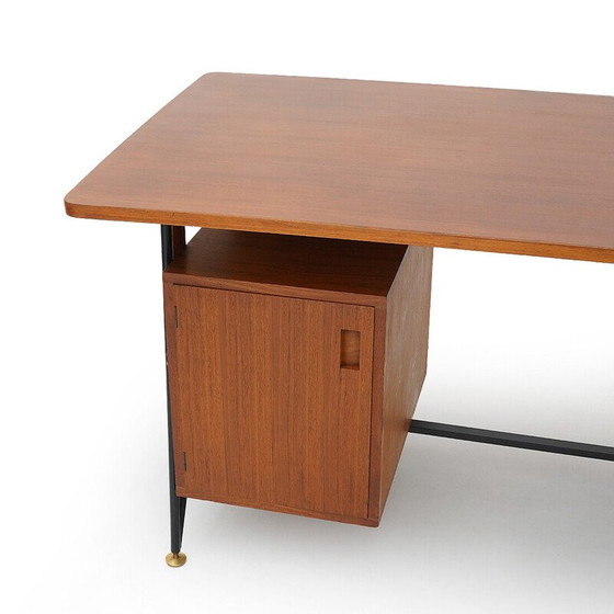 Image 1 of Vintage teak en zwart geschilderd metalen bureau met 3 laden, Italië 1950