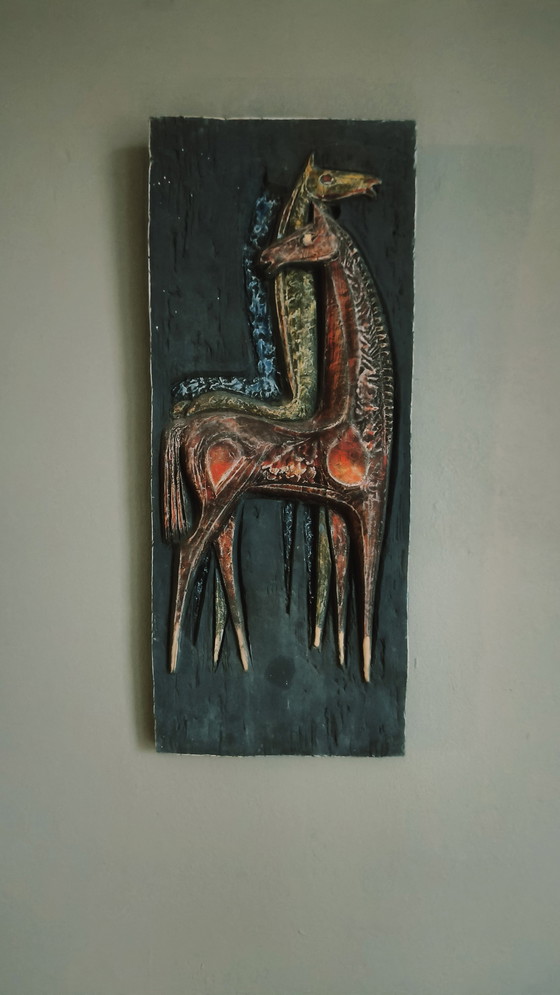 Image 1 of Vintage Wandsculptuur Wanddecoratie Keramiek Paarden 