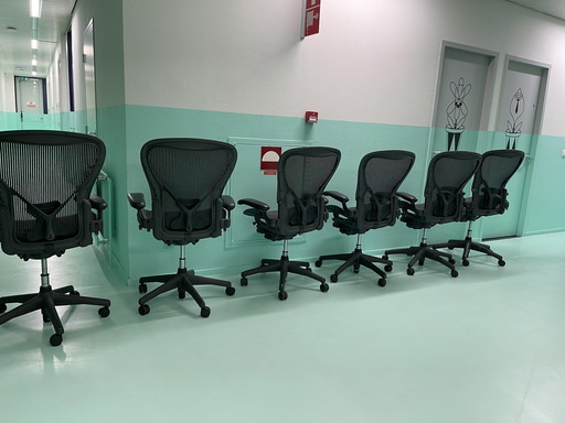 4 X Herman Miller Aeron Maat B - Goede Staat