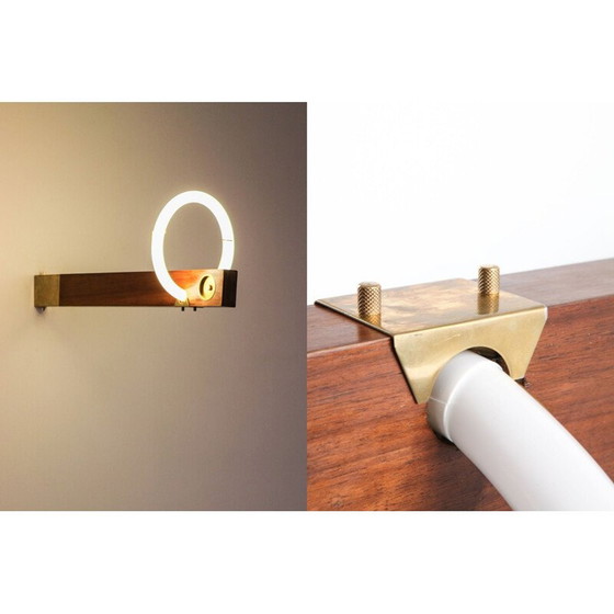 Image 1 of Vintage wandlamp in walnoot en messing van Angelo Brotto, 1970