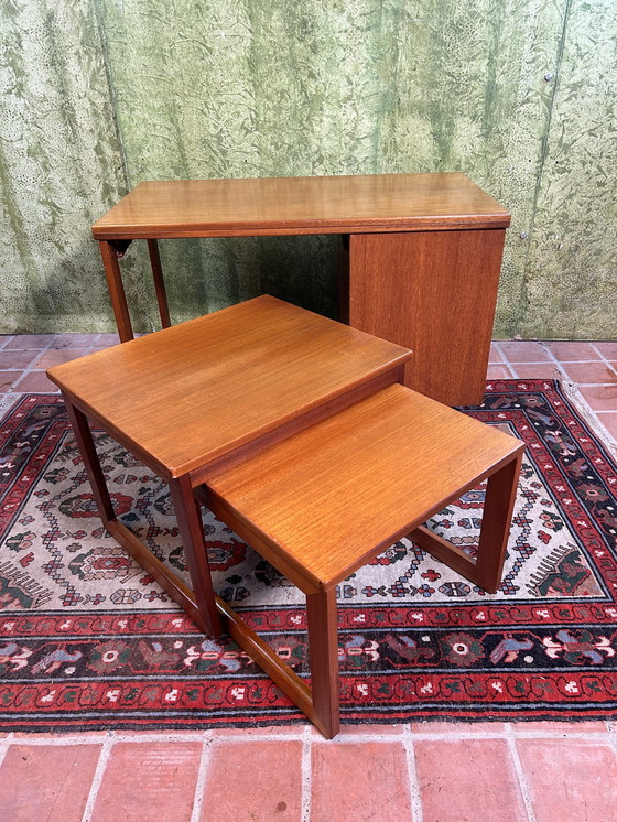 Image 1 of Mid century retro vintage teak salontafel van McIntosh 1960