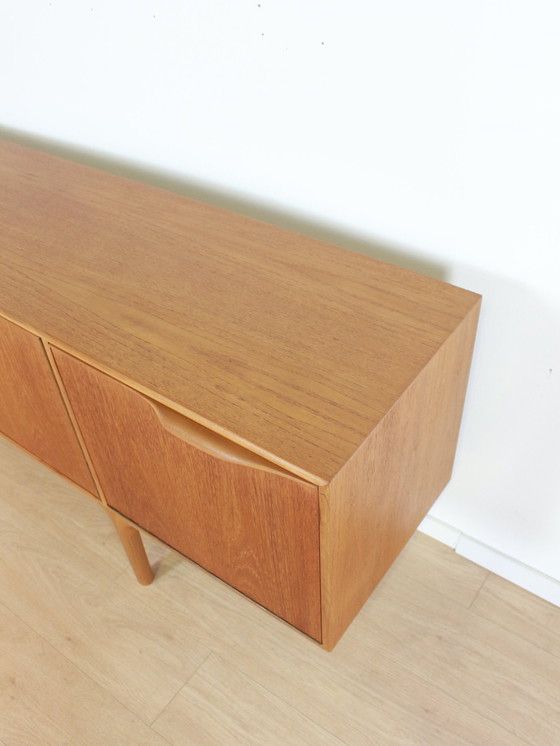 Image 1 of Vintage Dressoir Mcintosh