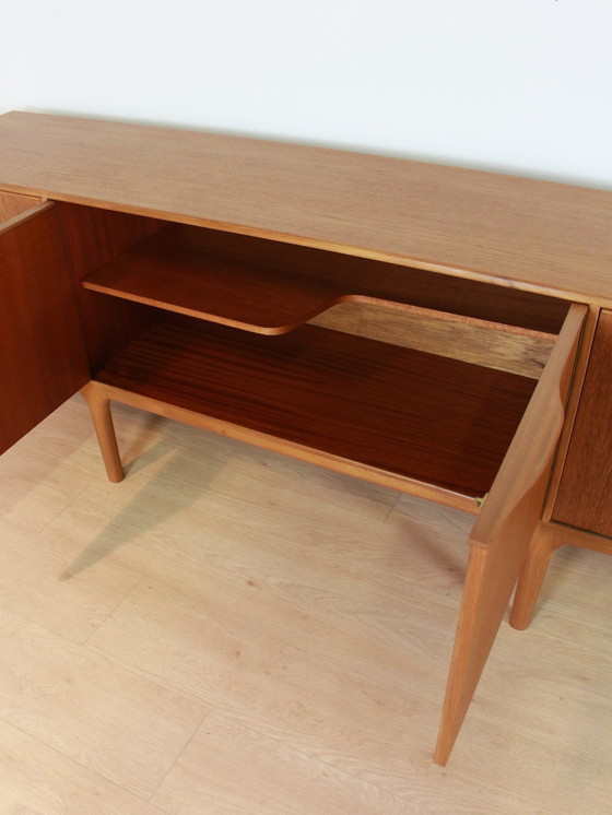 Image 1 of Vintage Dressoir Mcintosh