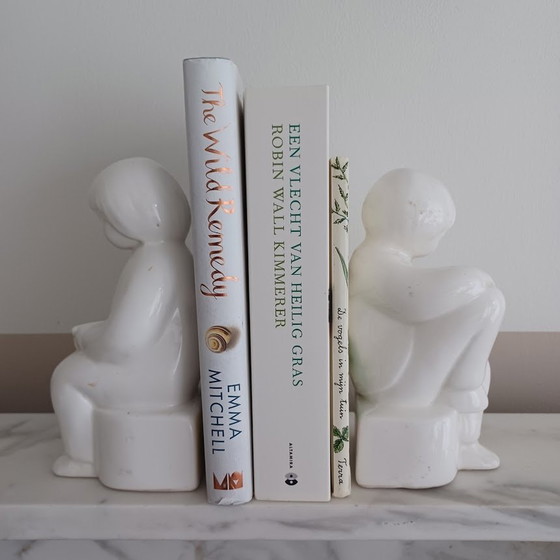 Image 1 of Set Boekensteunen Delfts Wit Keramiek. 1980
