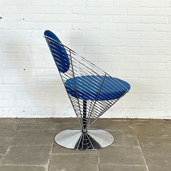 Image 1 of Verner Panton Cone Chair van Vitra