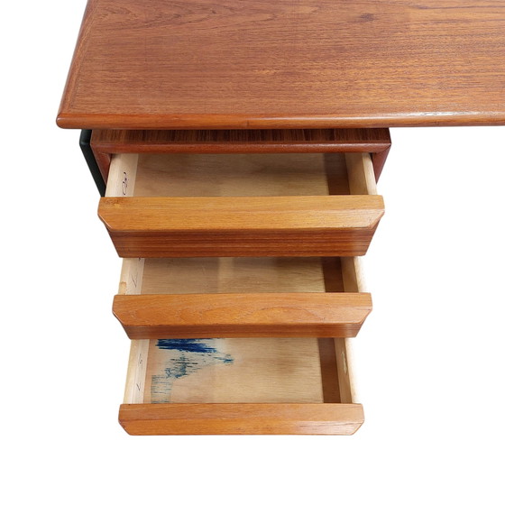 Image 1 of Vintage Vrijstaand Deens Bureau, Directie Bureau 