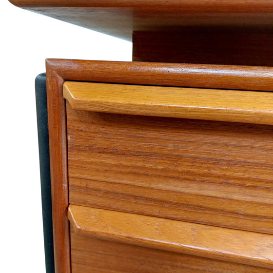 Image 1 of Vintage Vrijstaand Deens Bureau, Directie Bureau 