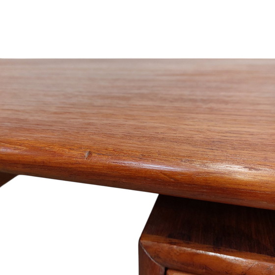 Image 1 of Vintage Vrijstaand Deens Bureau, Directie Bureau 