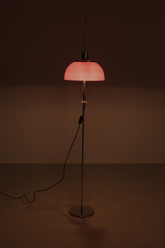 Image 1 of Harvey Guzzini ‘Faro’ vloerlamp door Luigi Massoni