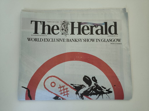 Officiële Banksy uitgave van de Herald