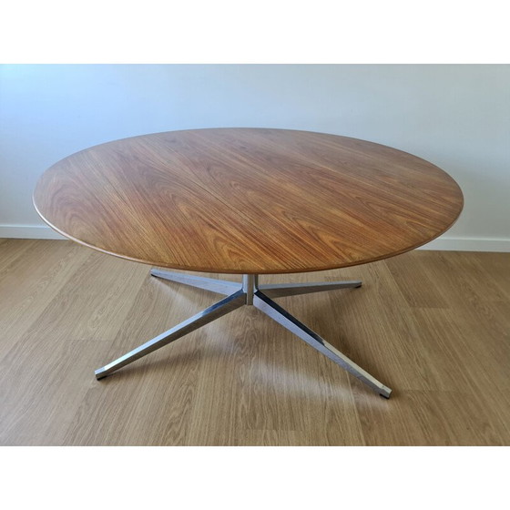 Image 1 of Vintage walnoten ronde tafel door Florence Knoll Bassett voor Knoll, 1970