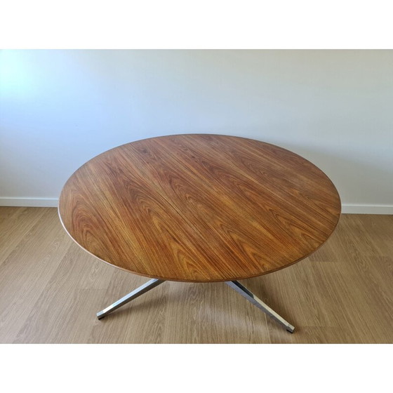 Image 1 of Vintage walnoten ronde tafel door Florence Knoll Bassett voor Knoll, 1970