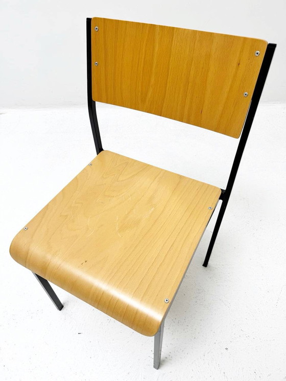 Image 1 of 2 vintage schoolstoelen