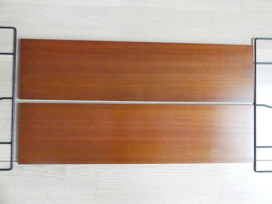 Image 1 of Vintage boekenkast wandplank walnoot