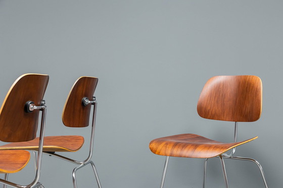 Image 1 of Eames Dcm Set Van 6