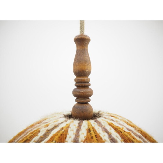 Image 1 of Vintage kroonluchter van hout en stof, Tsjecho-Slowakije 1960