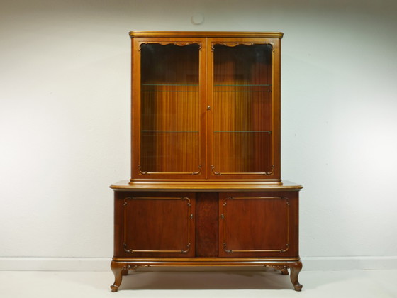 Image 1 of Vintage highboard, vitrinekast, Chippendale ontwerp, jaren 50, Duitsland