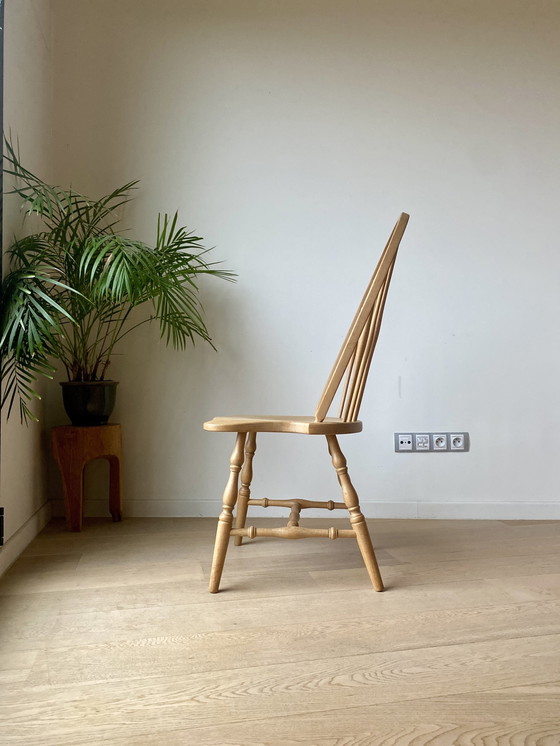 Image 1 of Set 6 Vintage Windsor Spijlenstoelen, Made In Slovenia