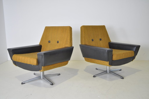 2x vintage draaistoelen