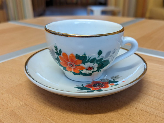 Image 1 of Kinder Thee Servies