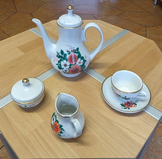 Image 1 of Kinder Thee Servies