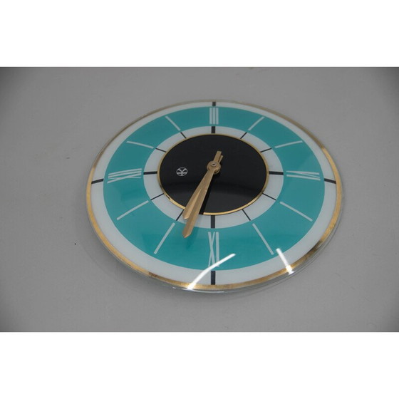 Image 1 of Vintage glazen en messing wandklok van Klenoty, Tsjecho-Slowakije 1960