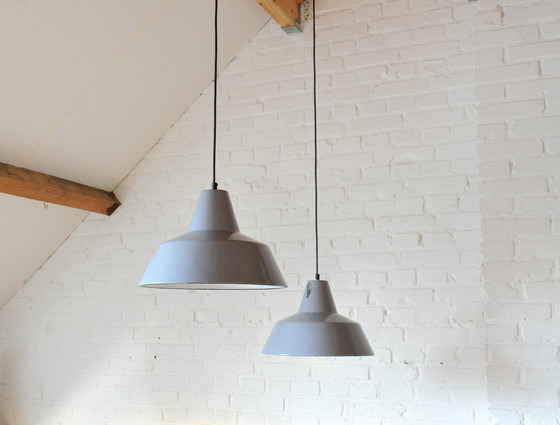 Image 1 of Vintage grijze emaille hanglamp