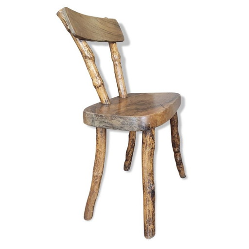 Brutalistische vintage stoel boomstam in massief hout