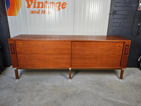 Image 1 of Vintage dressoir, ingelegde tegeltjes