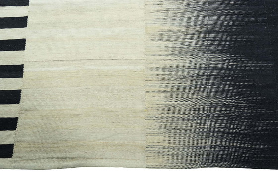 Image 1 of Handgeweven design kelim Fars - 317 X 222 cm - Nieuw