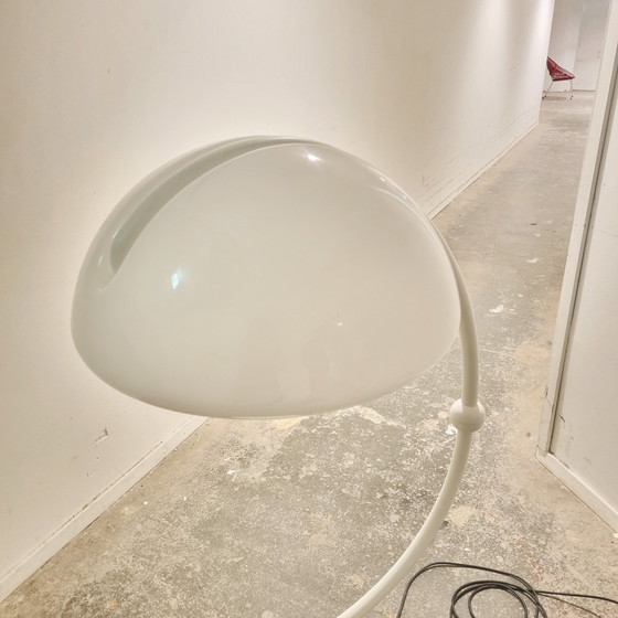 Image 1 of Witte Serpente Vloerlamp Van Elio Martinelli Voor Martinelli Luce