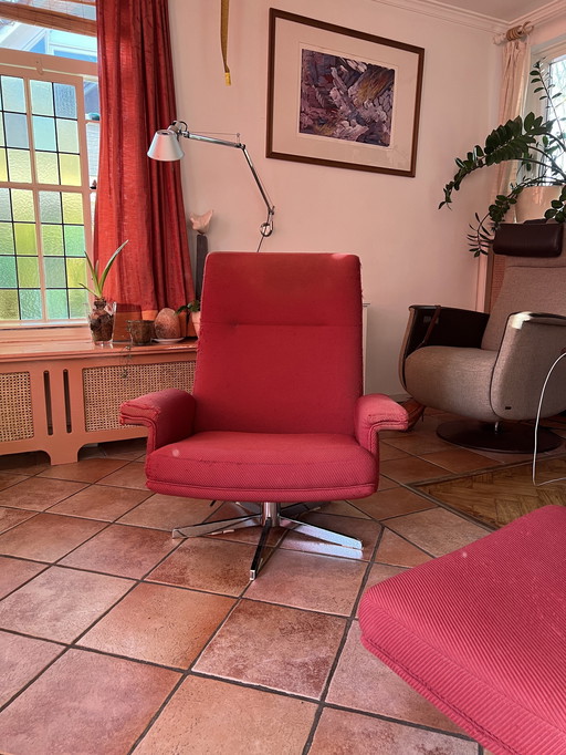 De Sede Ds 35 Opnieuw Gestoffeerd Swivel Armchair & Ottoman, Draaifauteuil & Hocker  Zwitserland 1970S