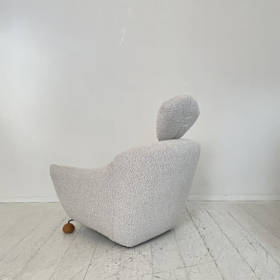Image 1 of Vintage fauteuil in witte boucle stof, Italië 1981