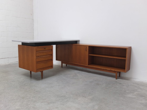 Image 1 of Van Den Berghe-Pauvers Bureau met Dressoir door Jos De Mey