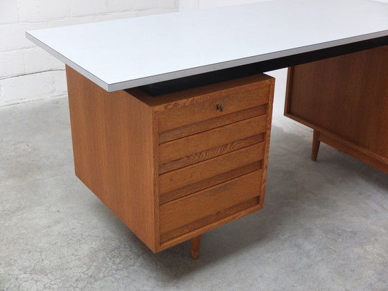 Image 1 of Van Den Berghe-Pauvers Bureau met Dressoir door Jos De Mey