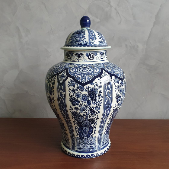 Image 1 of Delfts Blauwe Dekselvaas Van Royal Sphinx By Boch Uit 1960