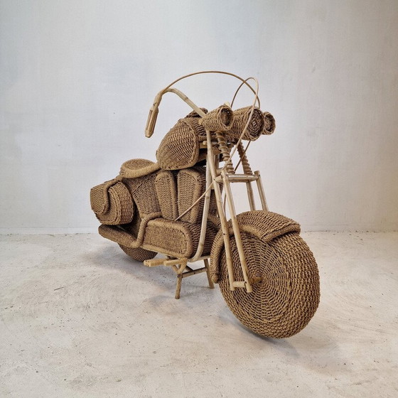 Image 1 of Vintage Harley Davidson motorfiets sculptuur van gevlochten rotan en wilgentenen, VS 1980