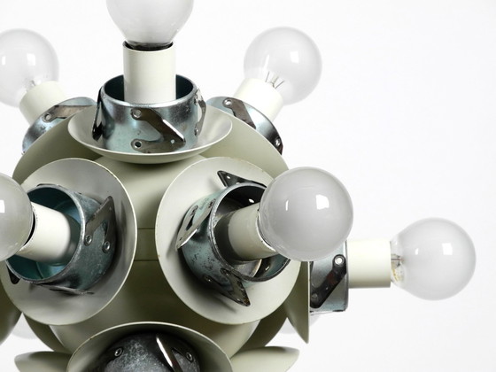 Image 1 of Mooie Ongebruikte 1960S Atomic Space Age Kaiser Leuchten Metalen Plafondlamp Met 12 Glazen Bollen In Licht Grijs