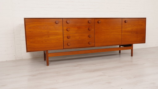 Vintage teak dressoir