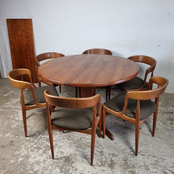 Image 1 of Vintage jaren 60 massief teak uitschuifbare eettafel Deens