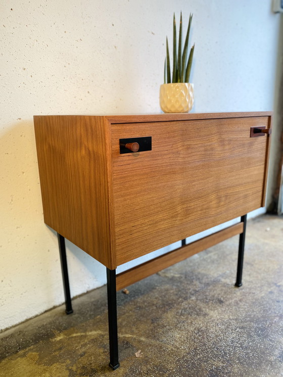 Image 1 of Vintage Teak kabinet Deens ontwerp 1960