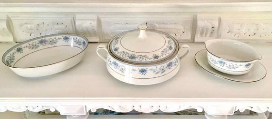 Image 1 of Noritake Blue Hill servies 64 stuks voor 12 personen