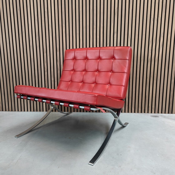 Image 1 of Knoll Barcelona chair (special edition)