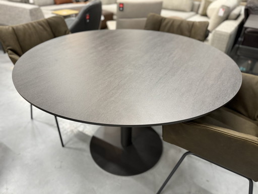 Metaform Orfis Eettafel Rond 120 Keramiek