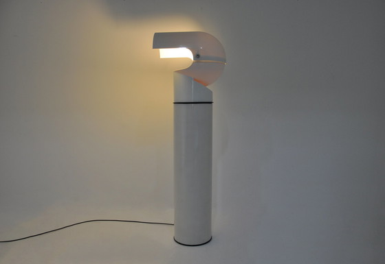 Image 1 of "Pileo Mezzo" vloerlamp door Gae Aulenti voor Artemide, 1970S