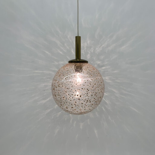 Mid-eeuws Design Glazen Globe Hanglamp met Gouden Vlokken - 1970's