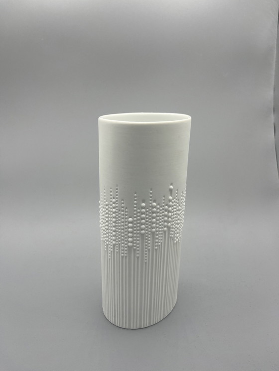 Image 1 of Ovale cilindrische porseleinen vaas van Tapio Wirkkala voor Rosenthal Studio-Linie