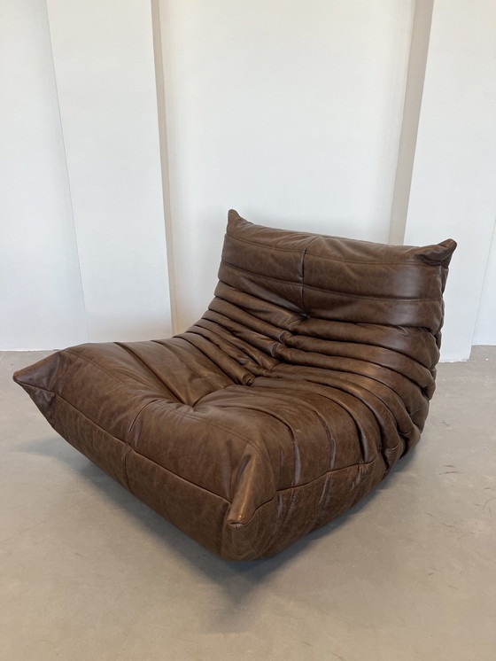 Image 1 of Ligne Roset Togo eenzits bruin leder