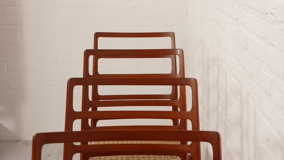 Image 1 of Set Van 6 Vintage Eetkamerstoelen | Niels Otto Møller | Model 82 | Papercord | Teak | Gerestaureerd