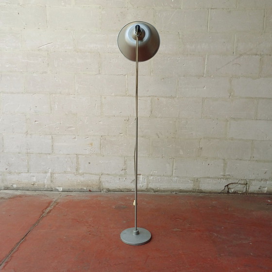 Image 1 of Industriële Kap Vloerlamp